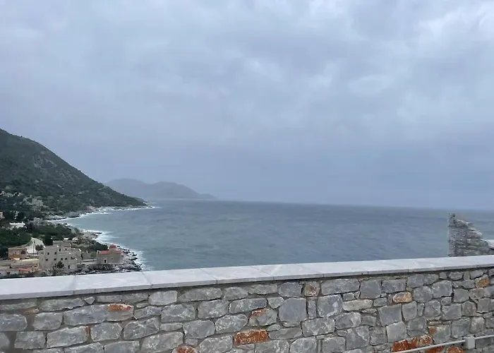 Panoramic View Of Laconic Sea Apartman